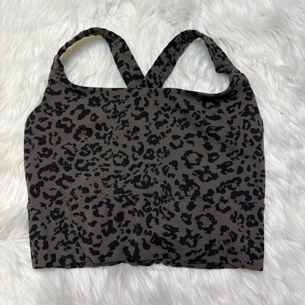 Athleta warrior long line sports bra in leopard print size xs